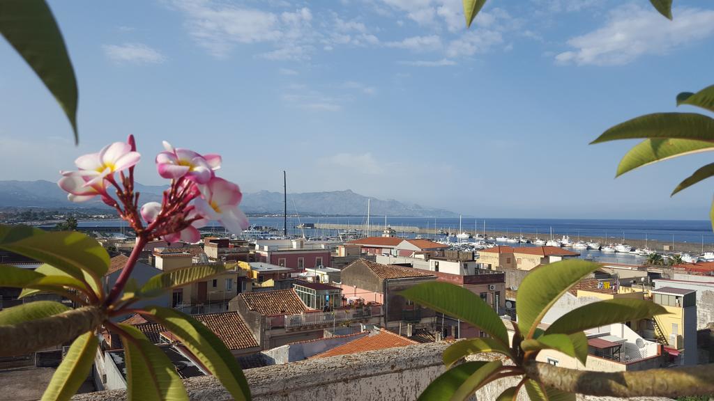 Casa Delle Pomelie - Taormina & Etna Panoramic Views Apartment Рипосто Стая снимка